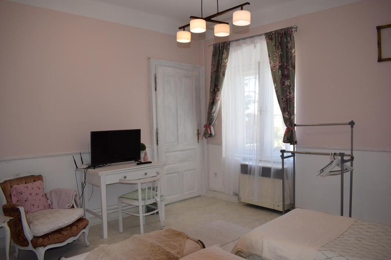 Malomszeg Apartman 2 Печ Экстерьер фото